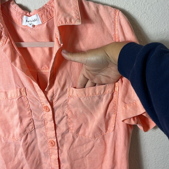 Bella Dahl Cap Sleeve Button Down shirt two pocket front Distressed hem top sz M - Picture 8 of 12